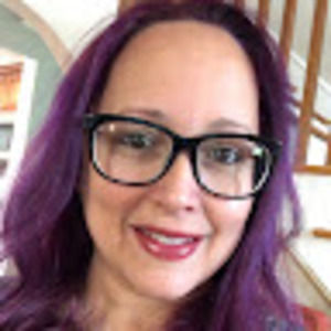 Meet your Posher, Yvette